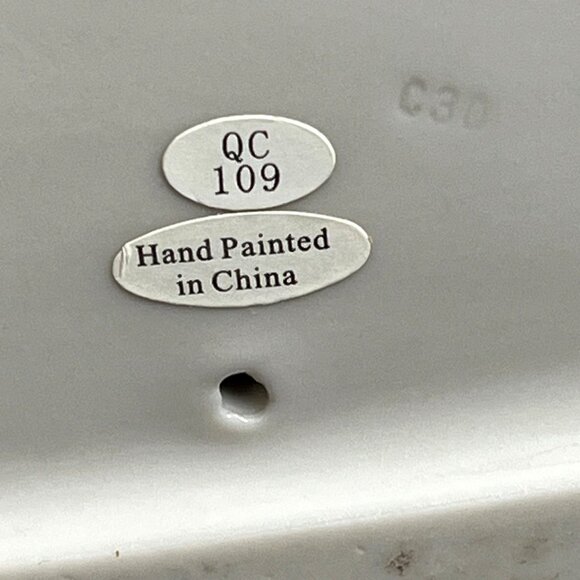 Porcelain Vintage Angel Figurine Seated on Bench Flowers & Dove - Picture 11 of 11